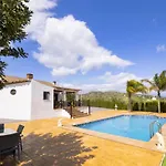 Cubo's Cid & Ruiz Olivar Rural House