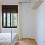 Cubo's Cid & Ruiz Olivar Rural House *