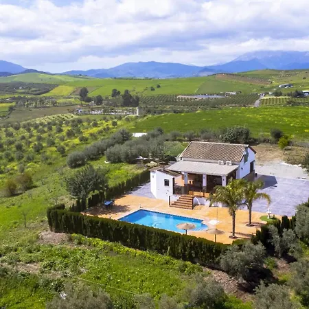 Hébergement de vacances Cubo's Cid & Ruiz Olivar Rural House